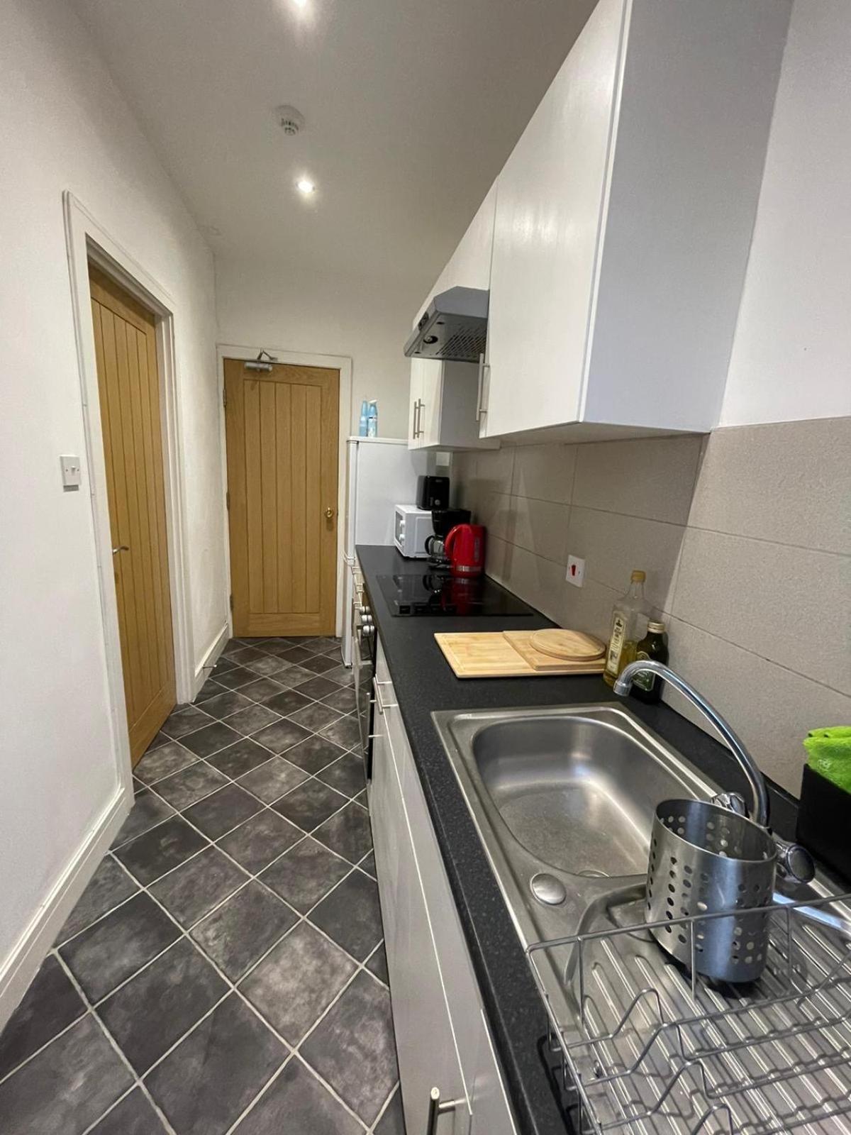 Cozy En-Suite Near Stratford London Exterior photo