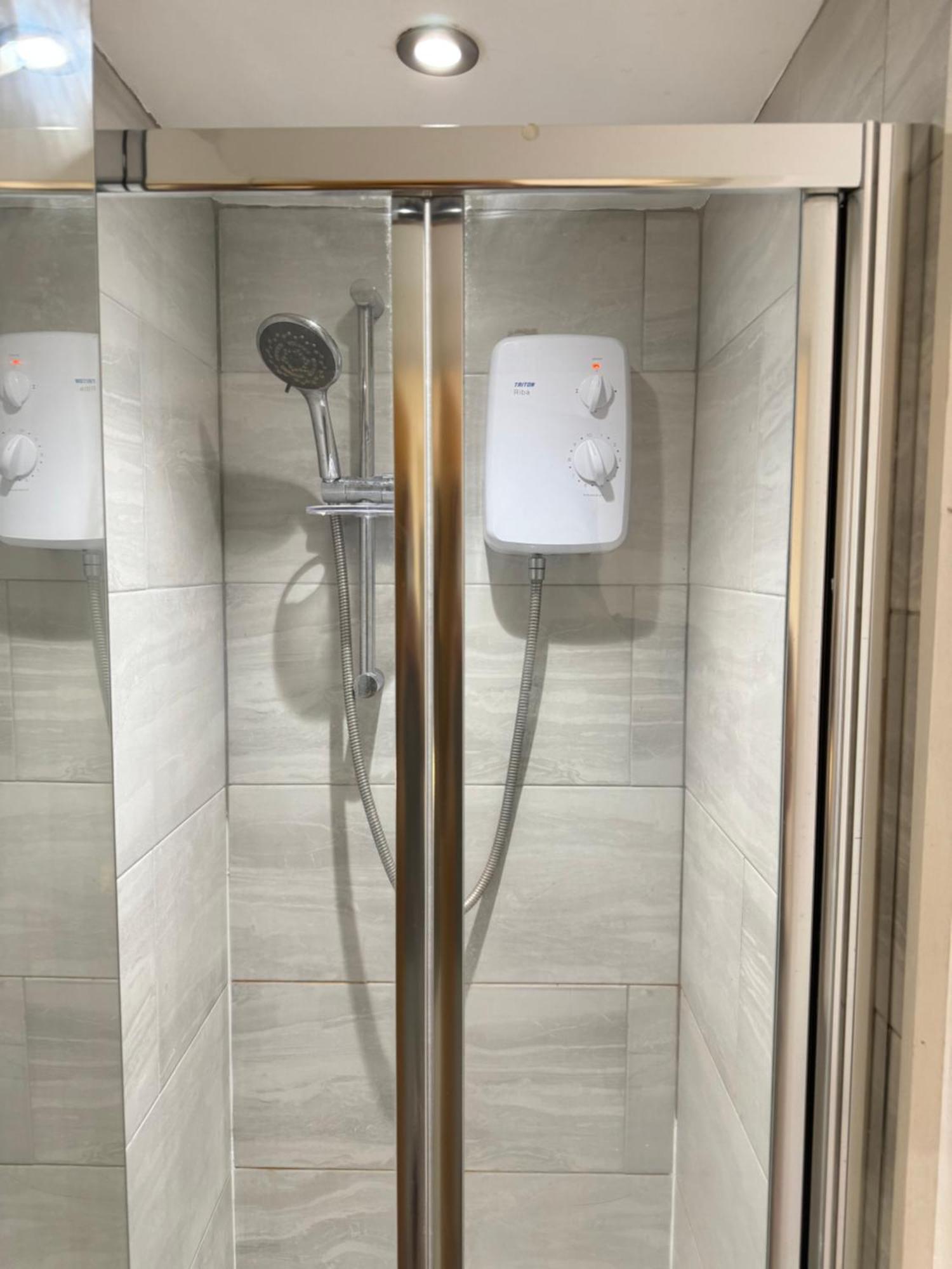 Cozy En-Suite Near Stratford London Exterior photo